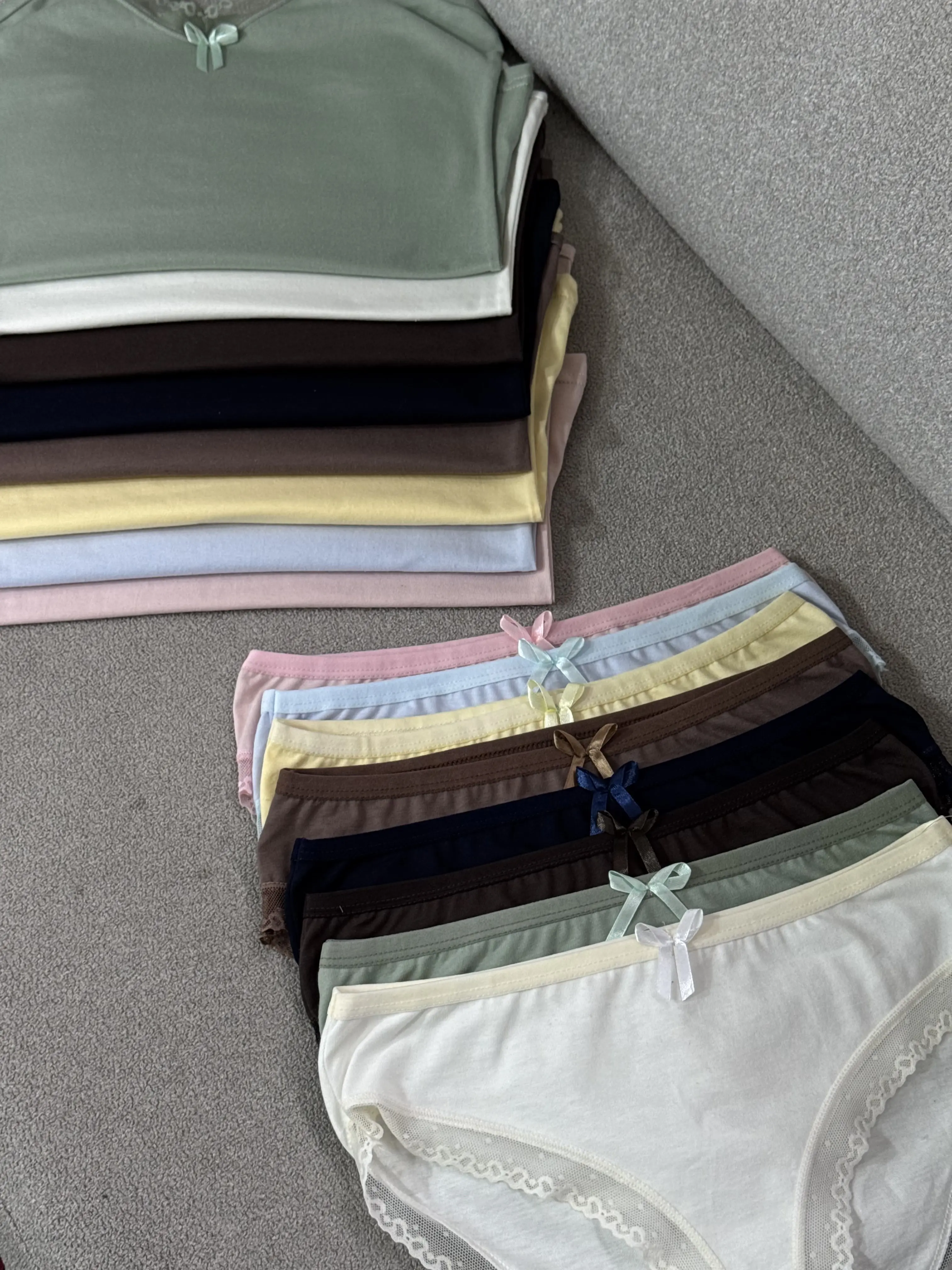 ست تاپ و شورتک زنانه الینا